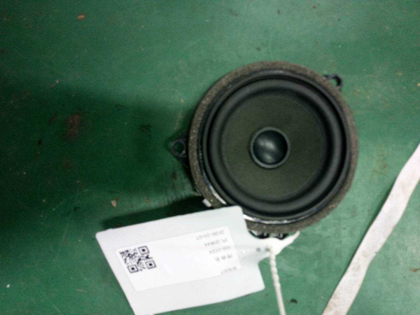 65139264944 Front Door Midrange Speaker, Left