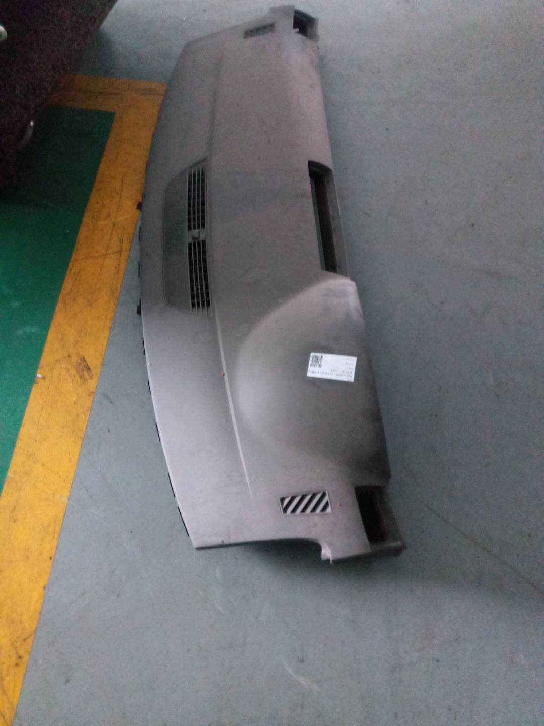 8E1857041T1CR 仪表台壳