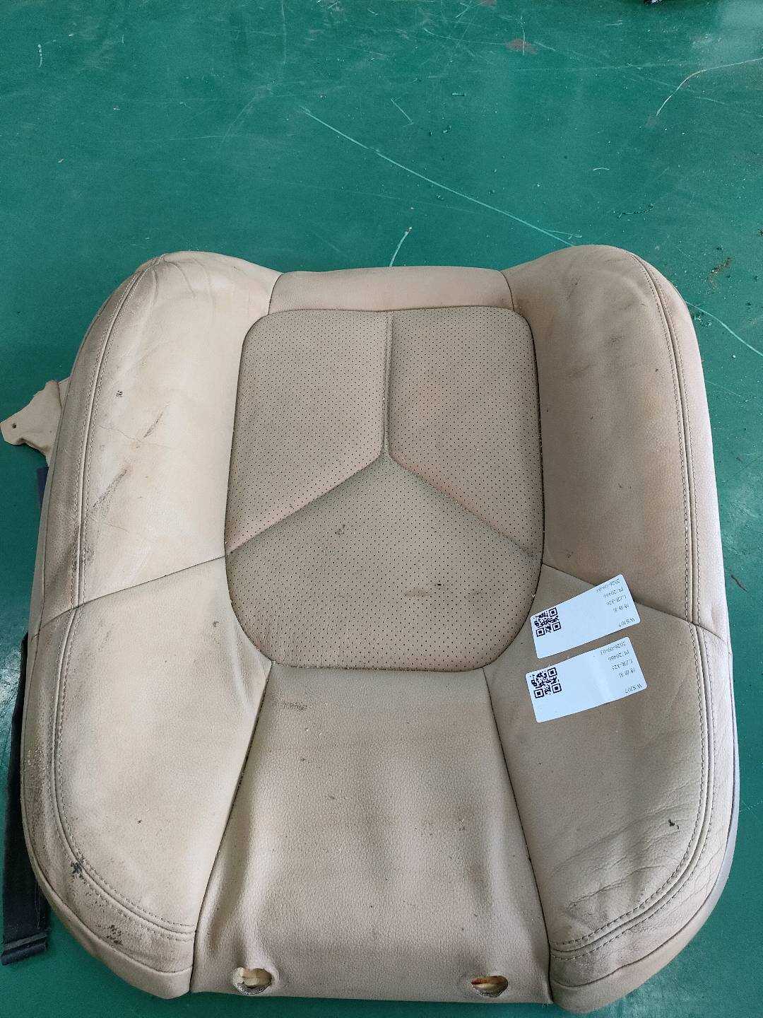 95852177900 副驾驶员座椅靠背软垫