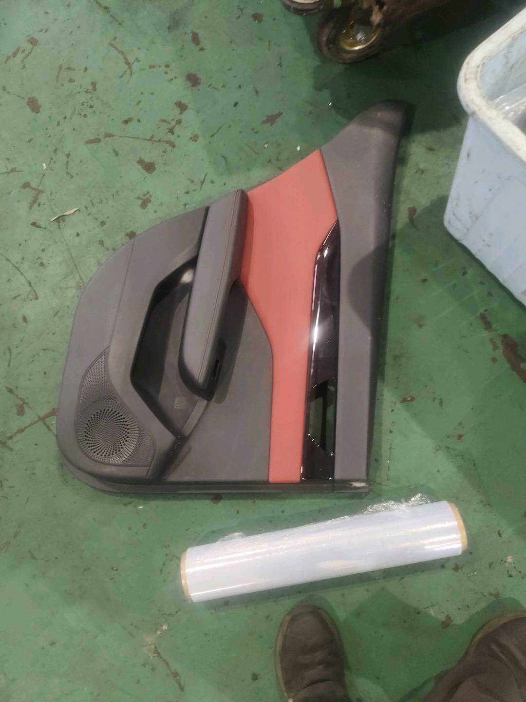 B012664 Rear Left Door Inner Trim Panel Assembly