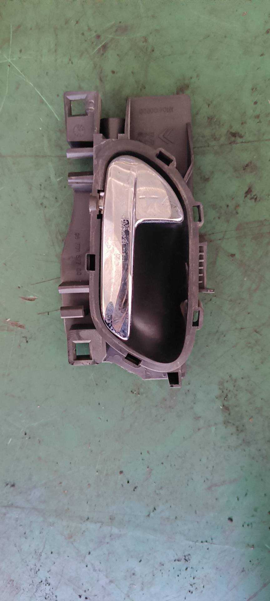 9143V3 Front Door Inner Handle, Left