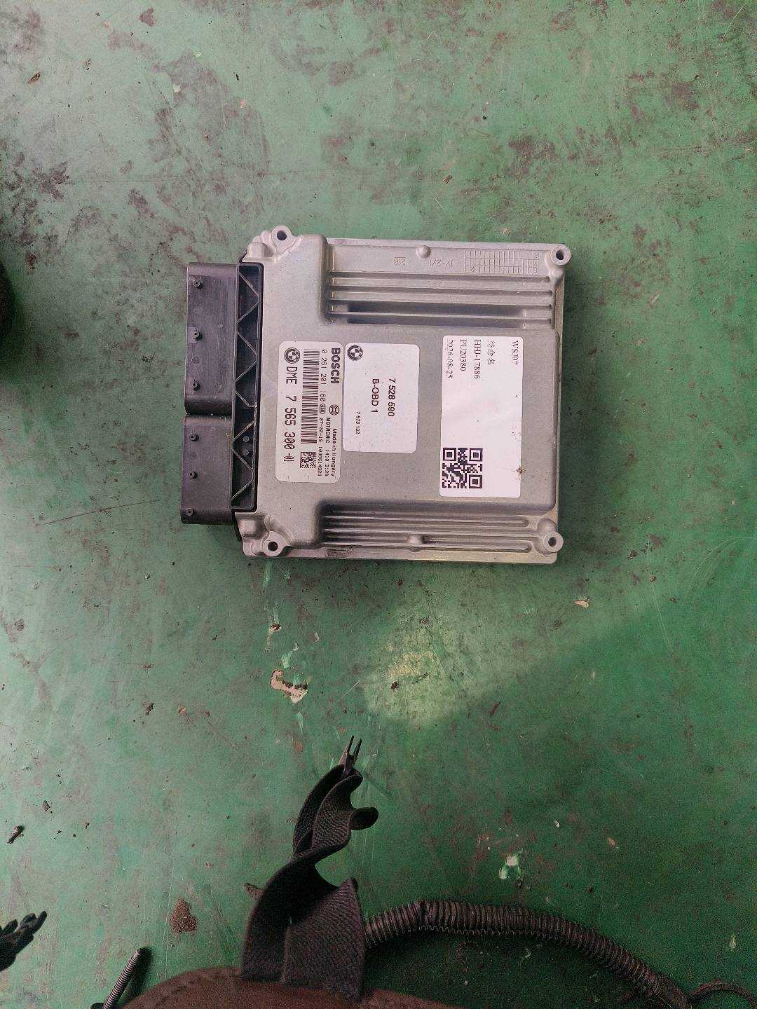 12147565300 发动机电脑