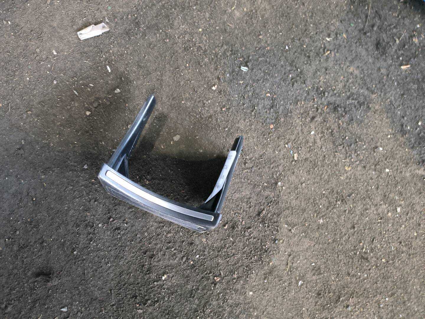 A17668004919051 杂物箱