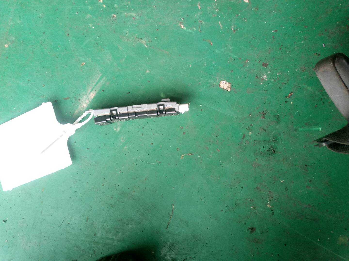 8R0035225J 收录机功率放大器