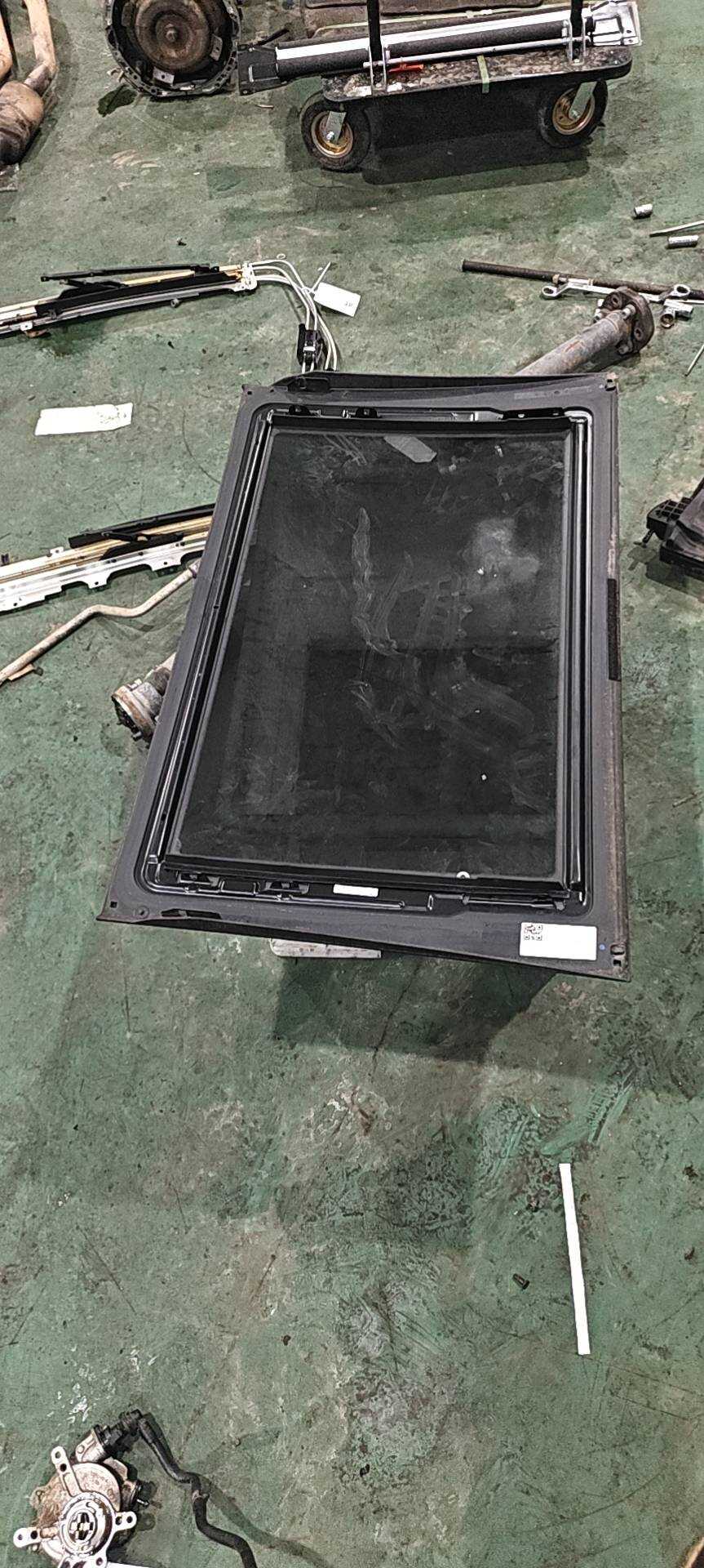 A1667800421 天窗玻璃