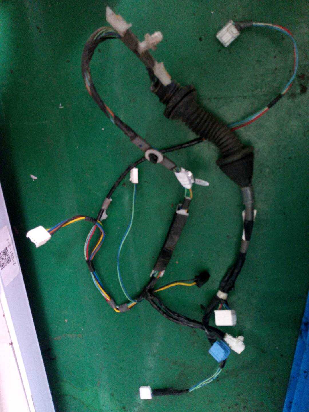8215102G80 前门线束（右）
