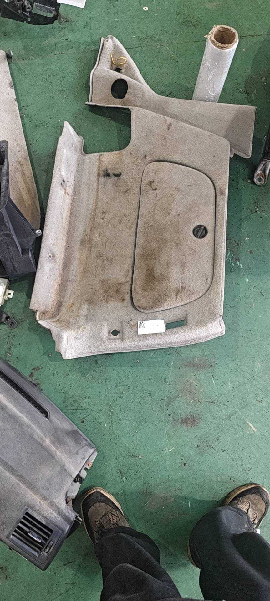 A16969026267H45 行李箱饰板(右下)