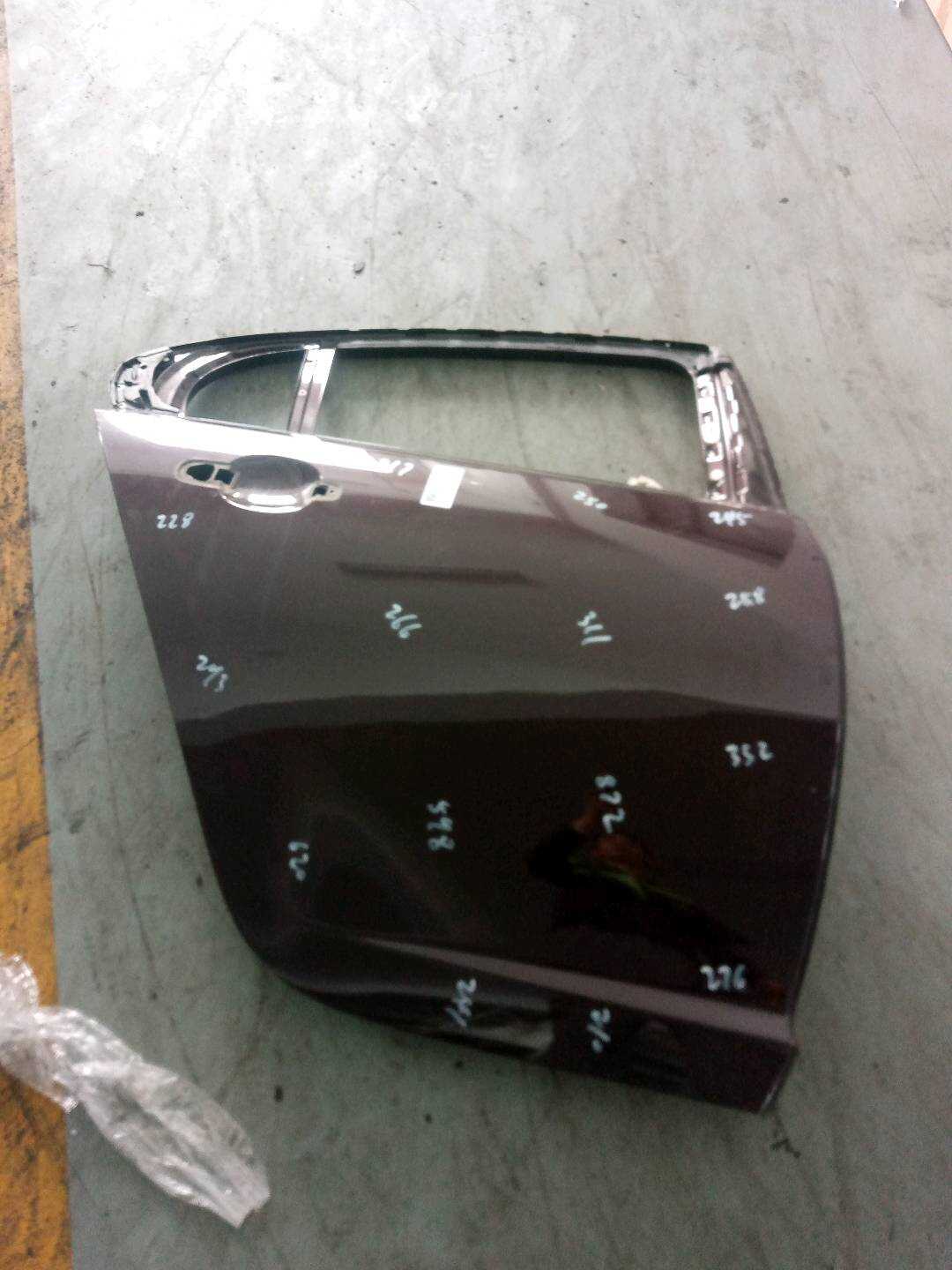C2Z2013 Rear Door Shell, Right