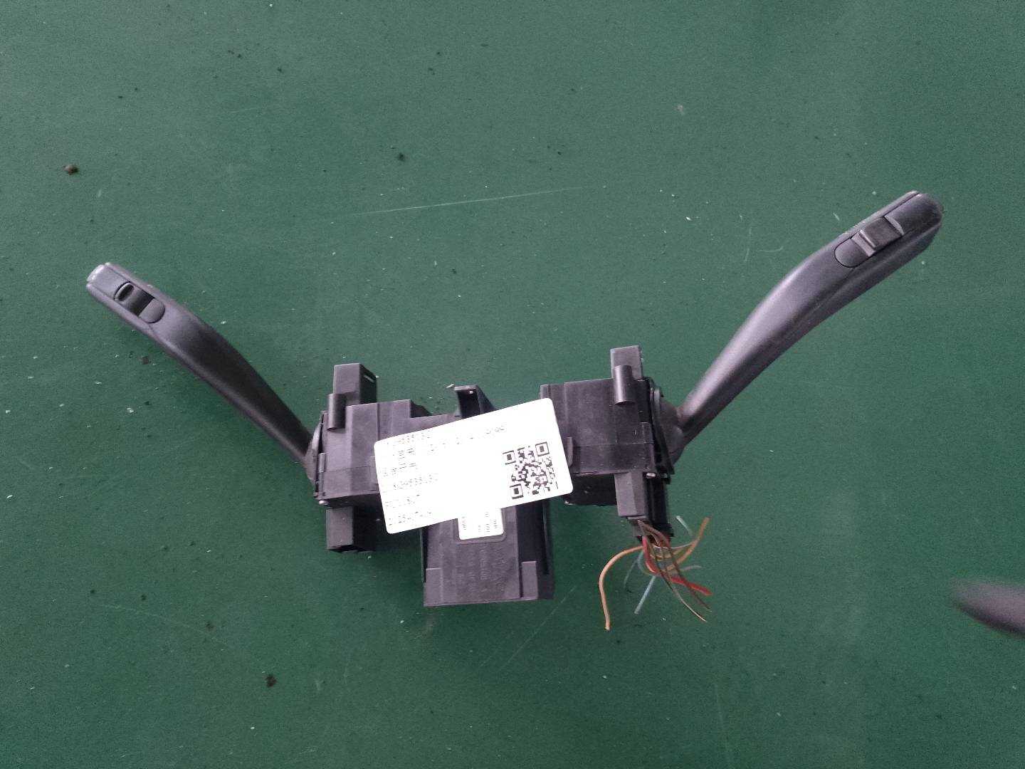 L18G953513C 组合开关
