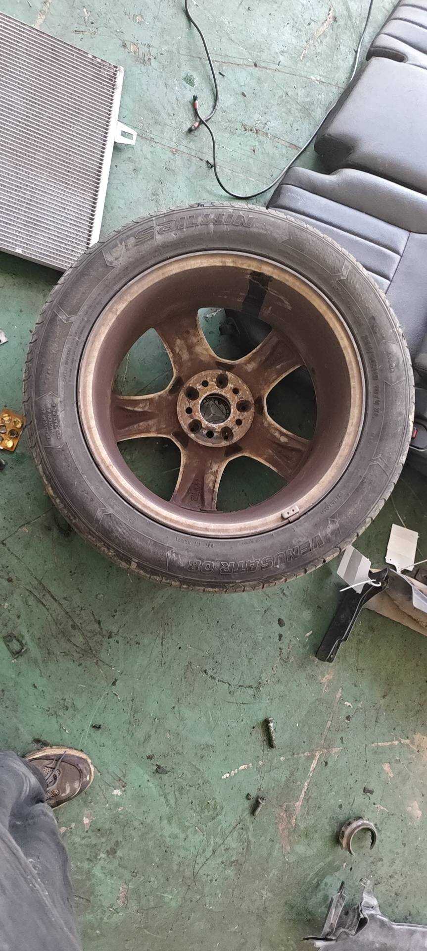 22550R19 轮胎