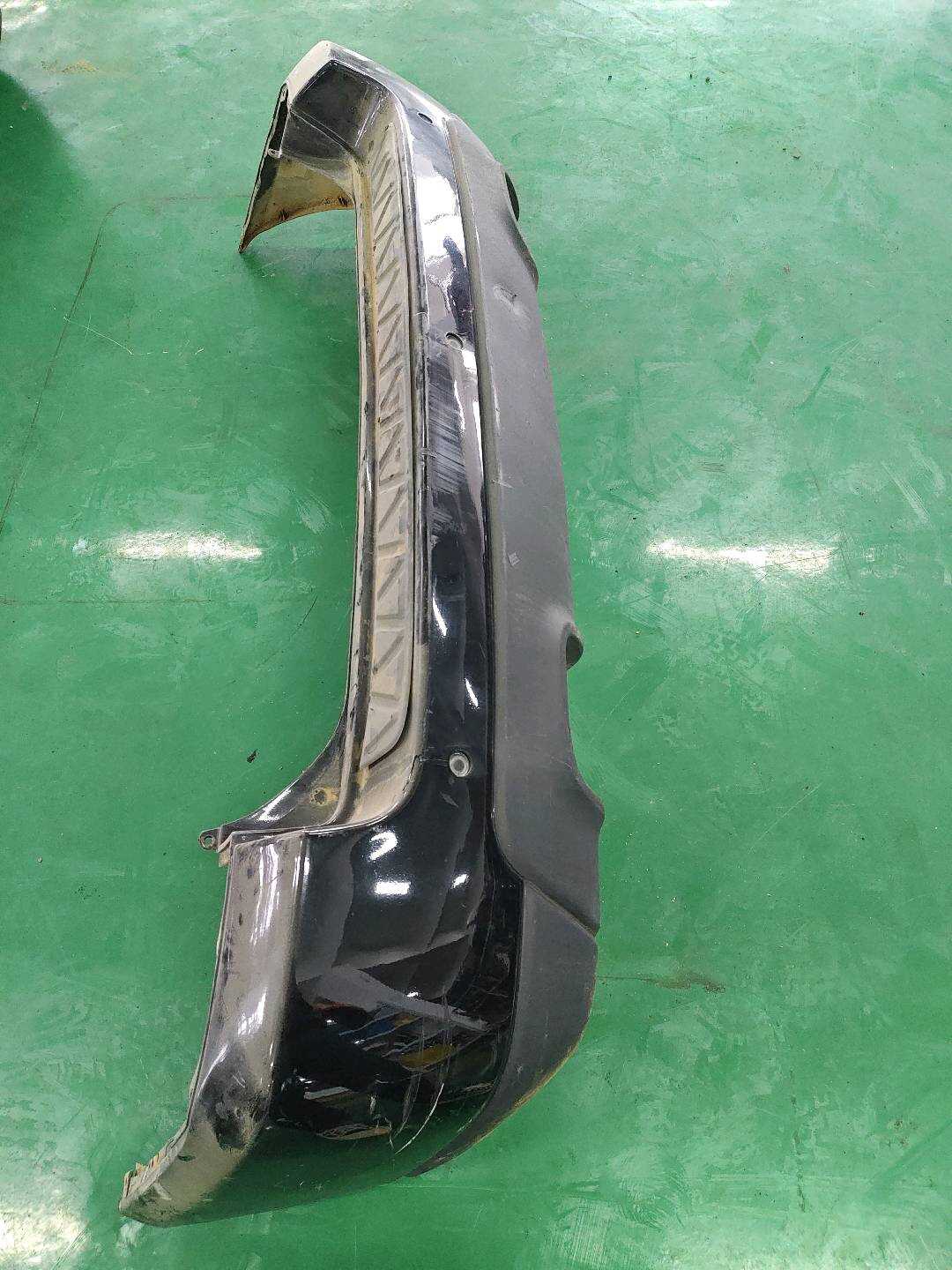 8661103010 后保险杠皮
