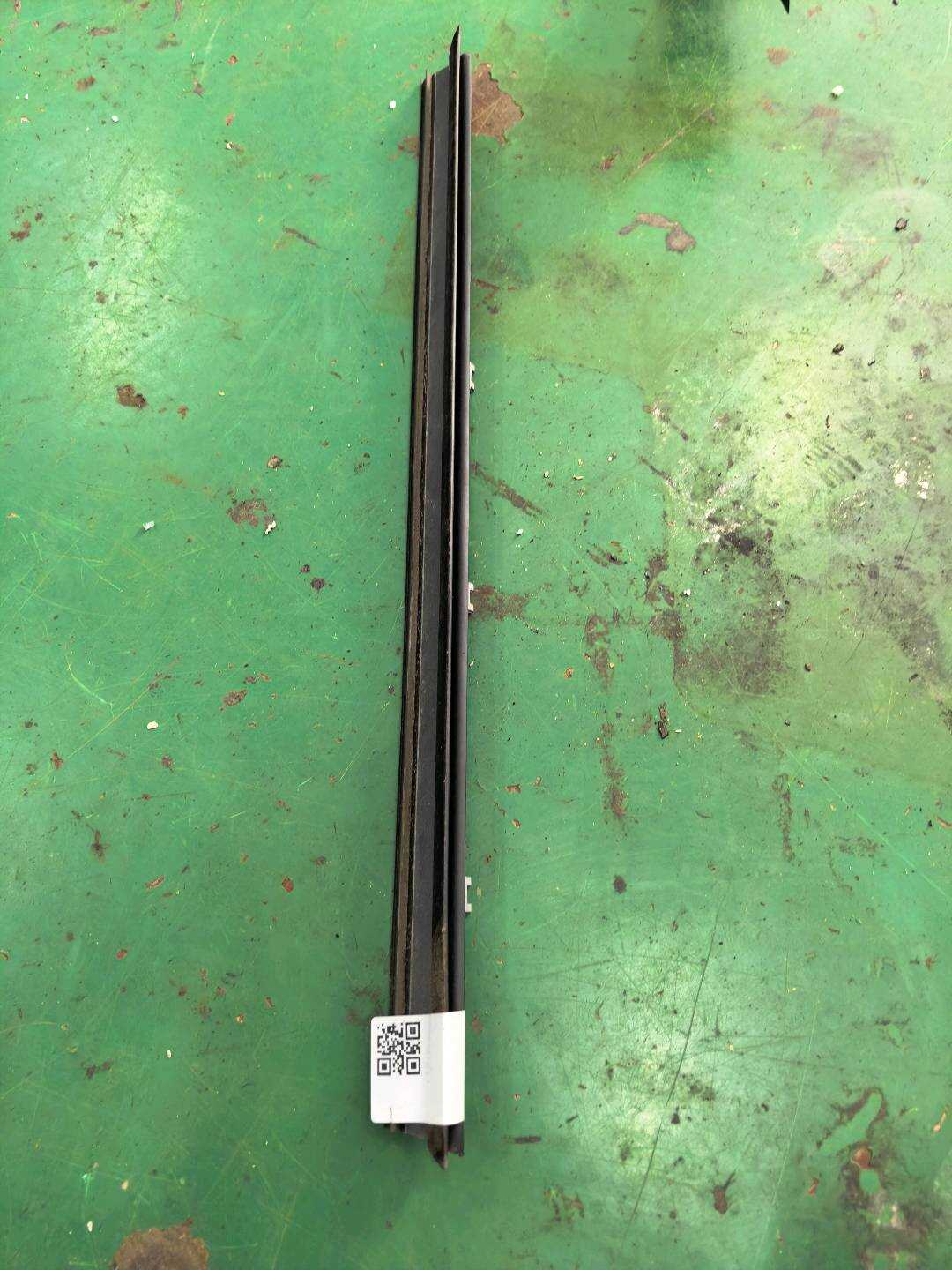 51227289641 后门玻璃压条（左内）