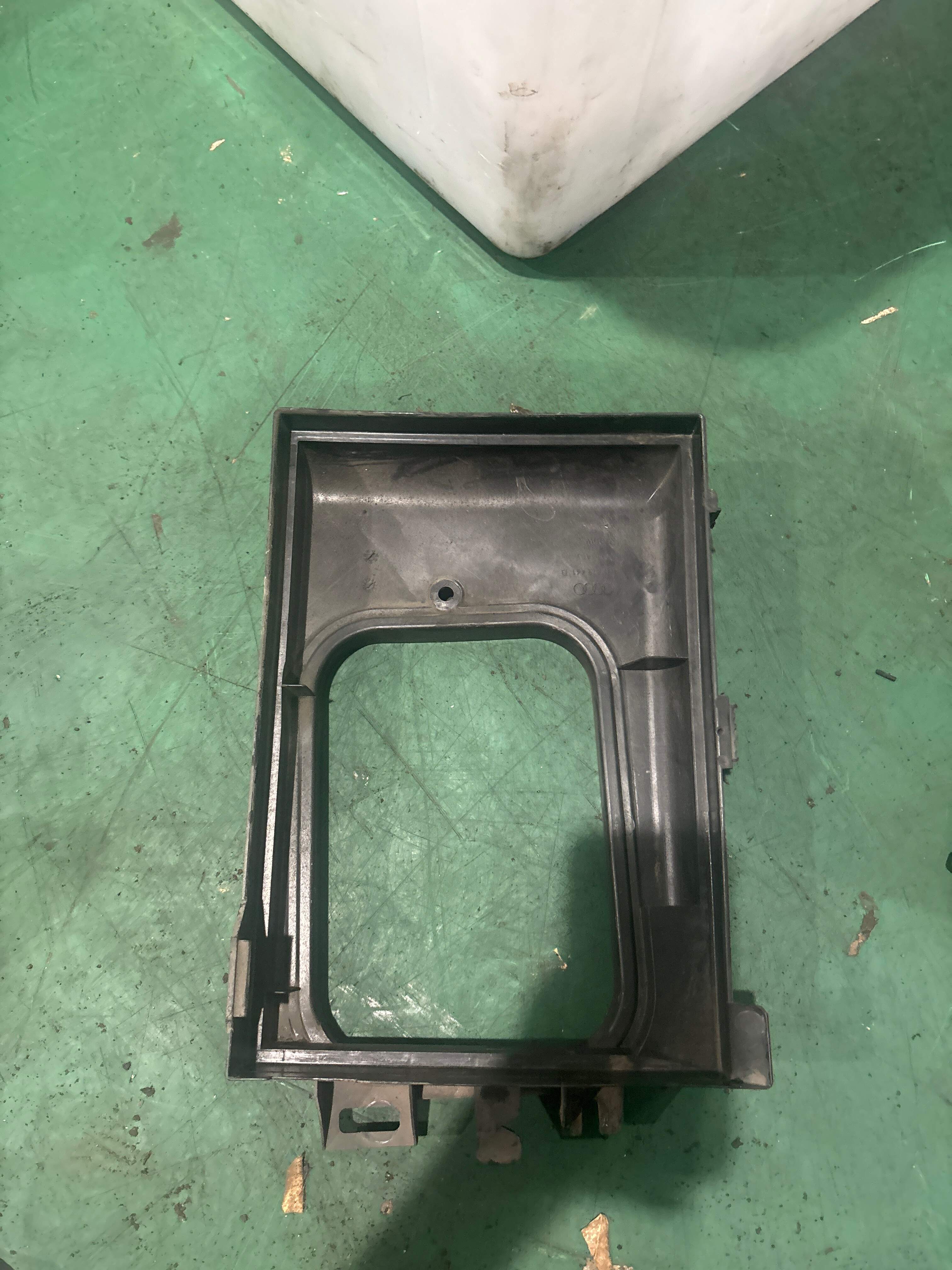 4B1819441D Frame