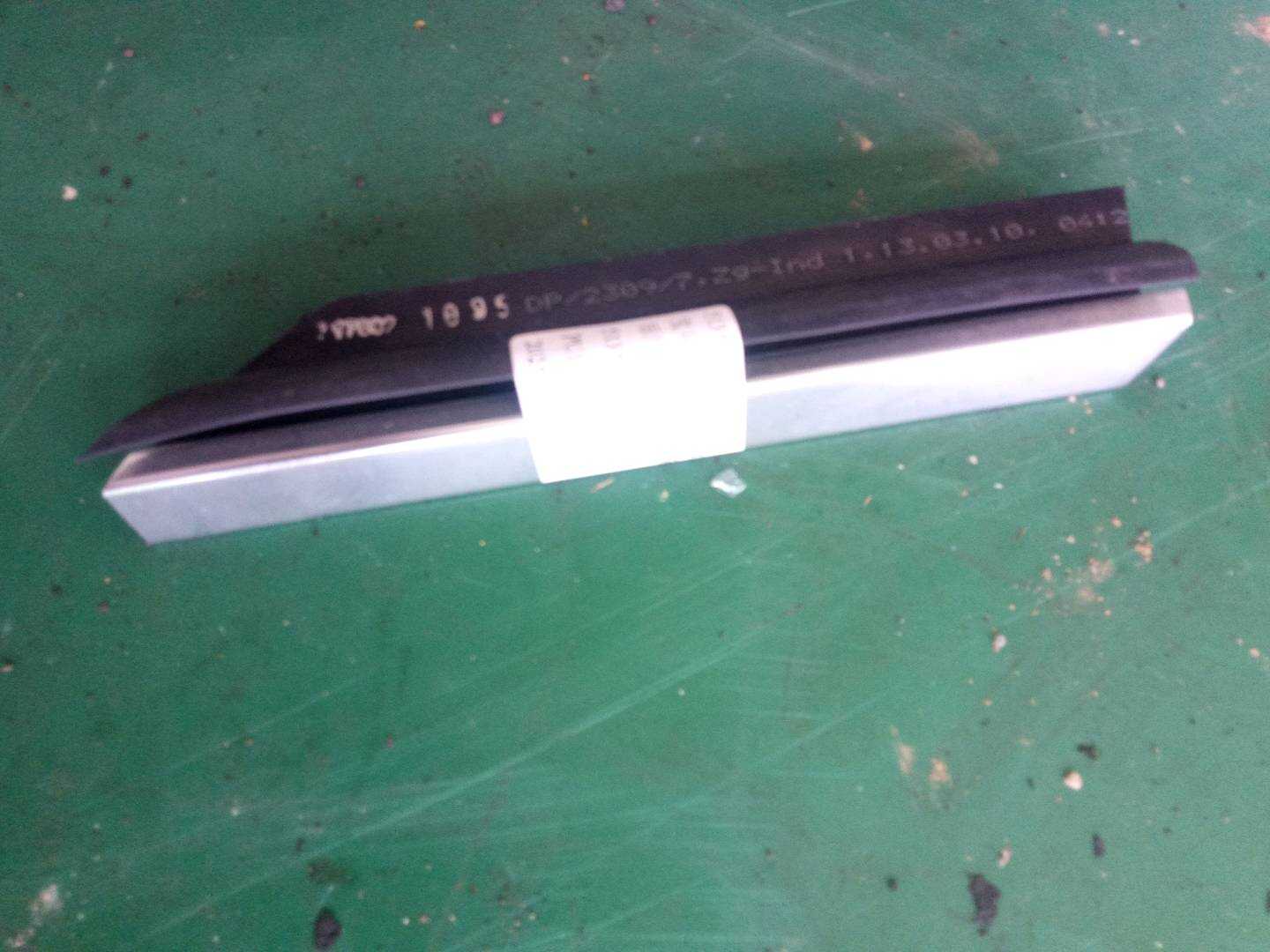 51357178027 后门三角窗玻璃压条(左内)
