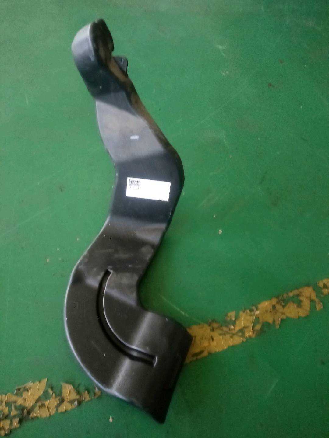 C2Z1843 Floor Duct, Rear Left