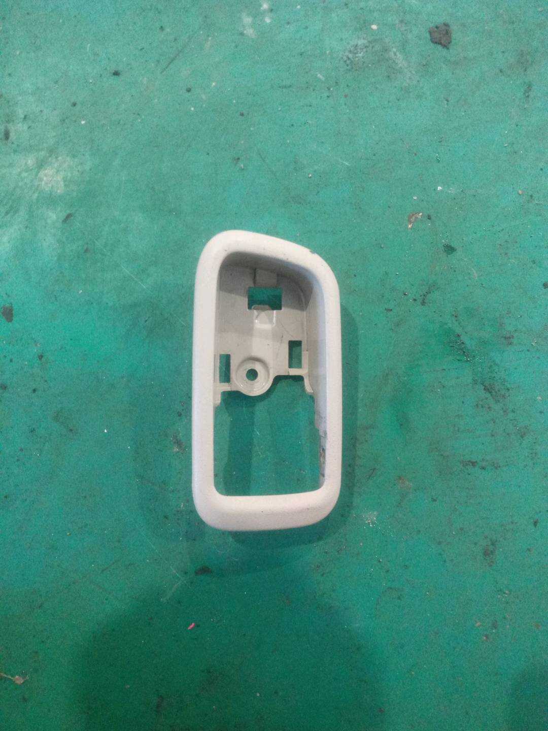 6927860030A0 前门内拉手框(左)