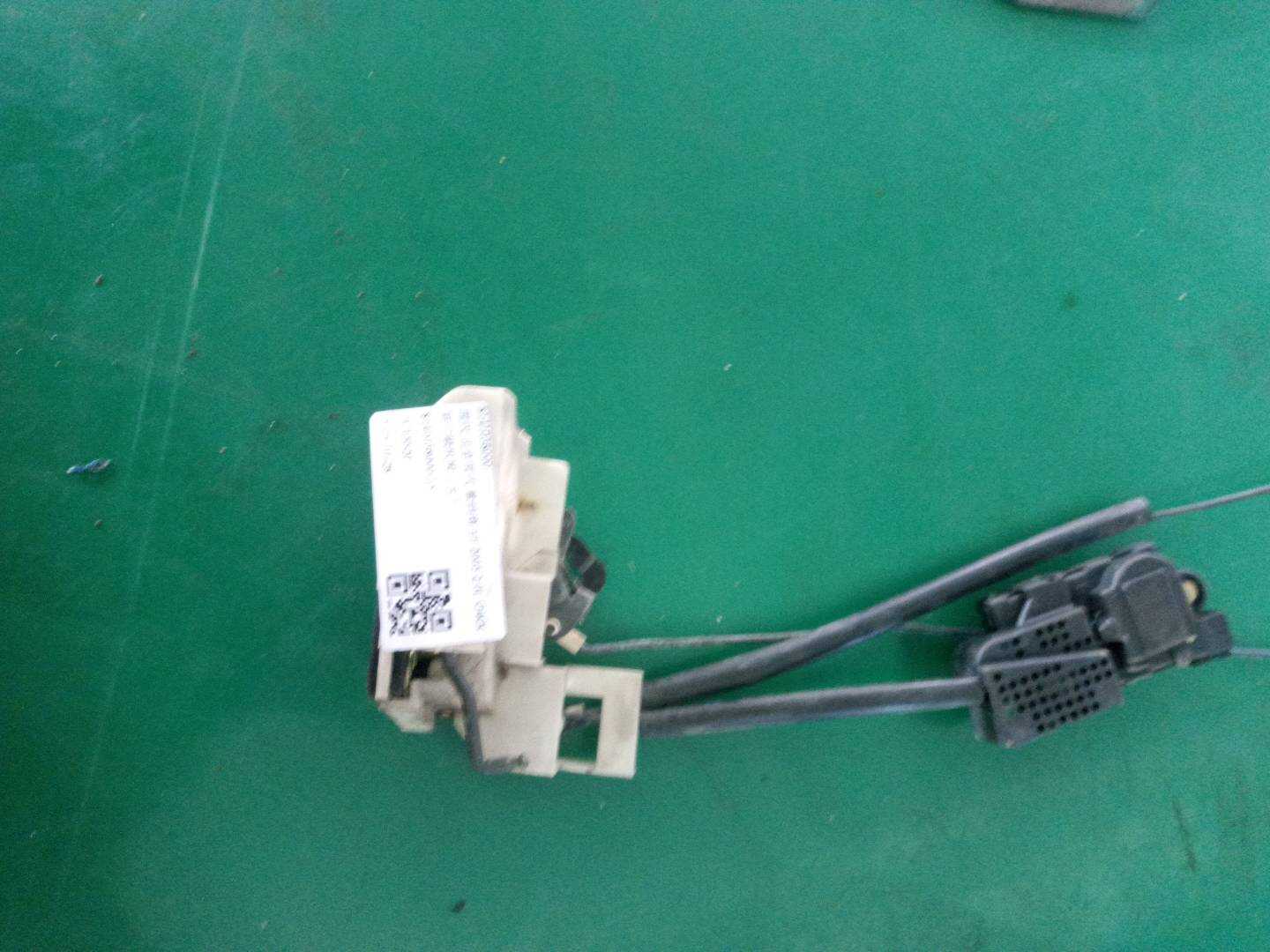 8141038000 后门锁机构(左)