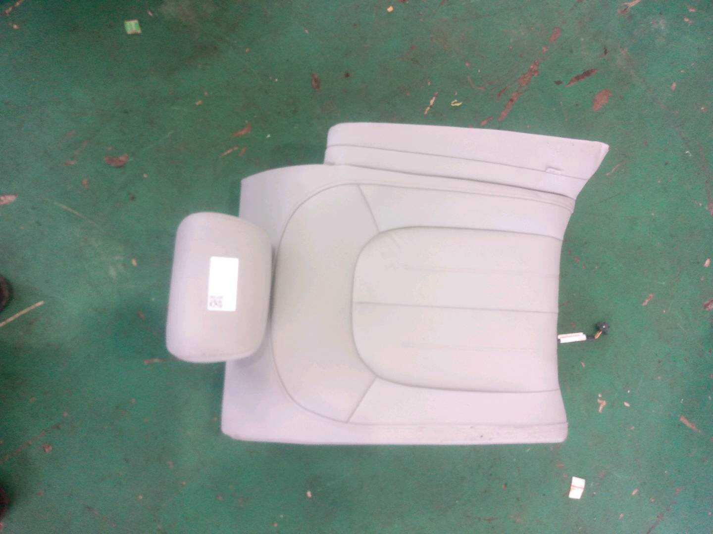 L4GD885045 后座椅靠背(左)
