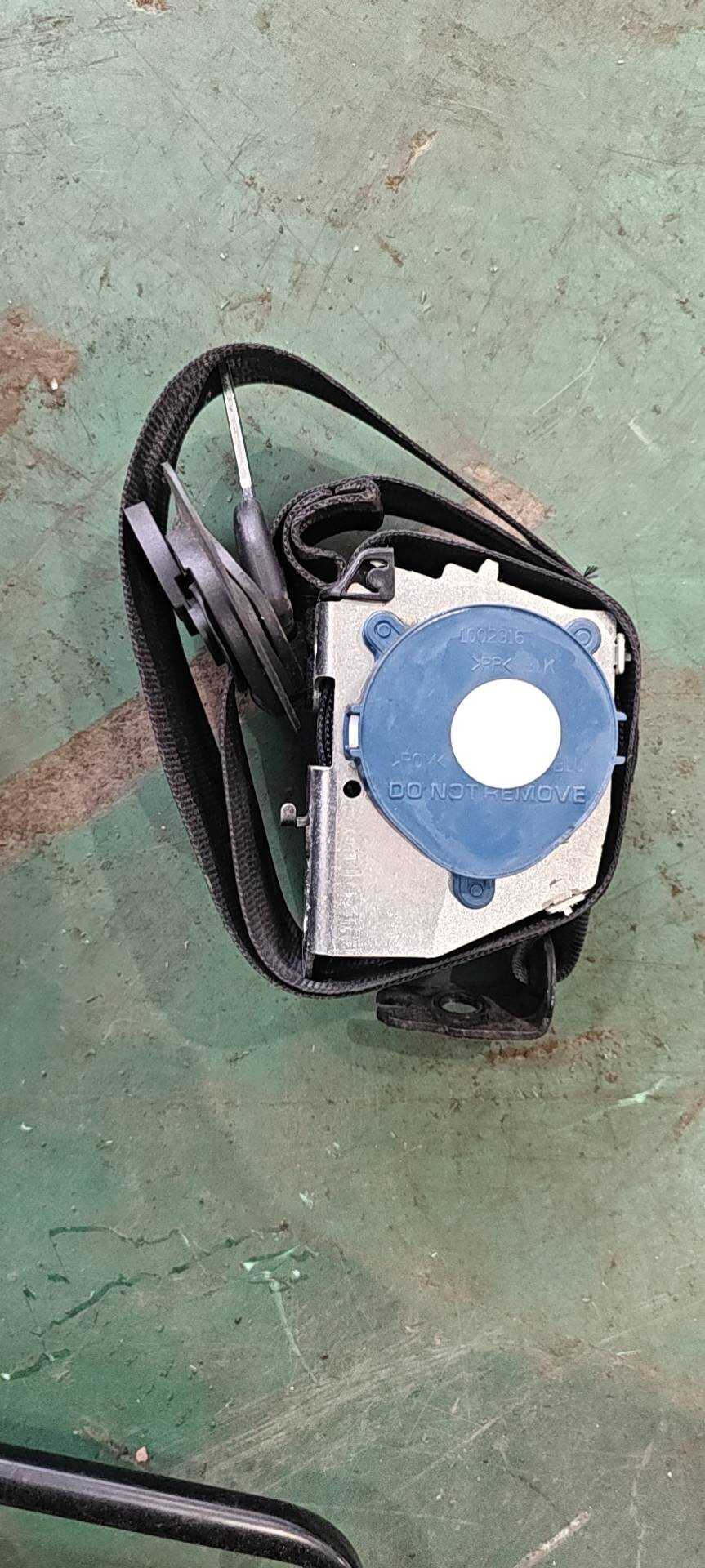 7N0857805 后座椅侧安全带(左)