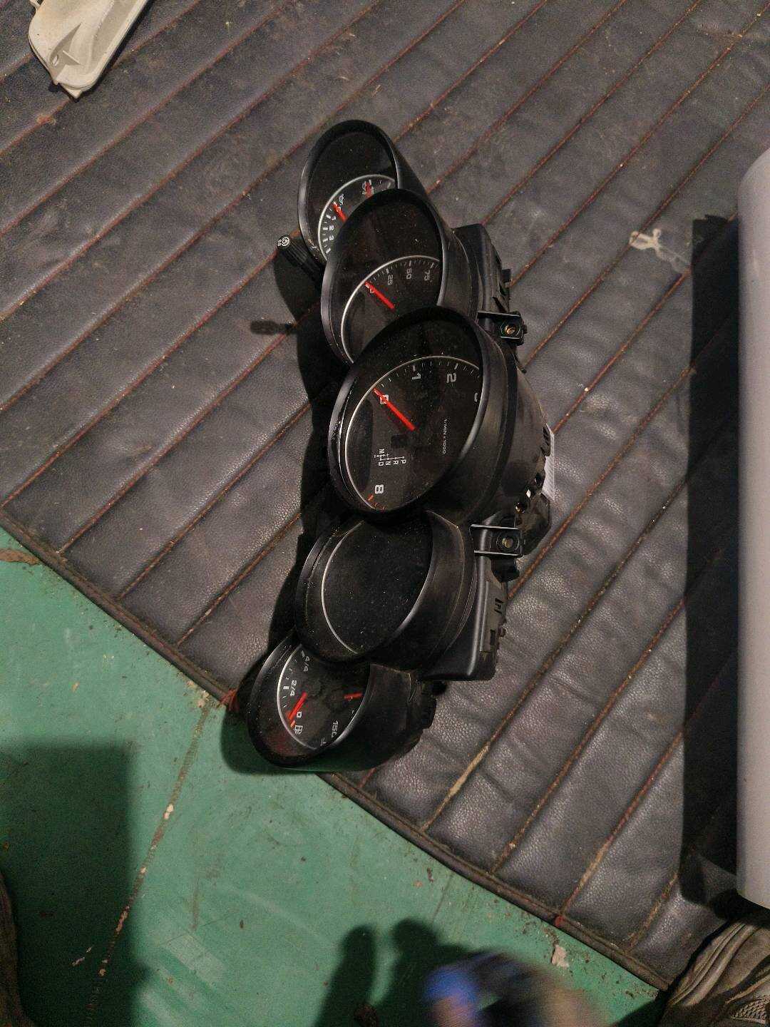 95864113611 组合仪表