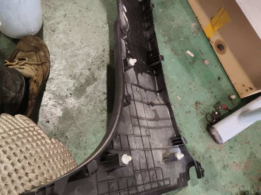 858354V000RY B柱内衬(左下)