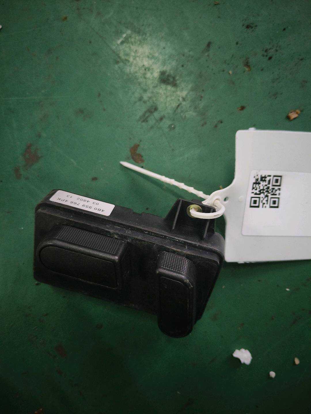 4B0959766 Passenger Seat Adjustment Switch