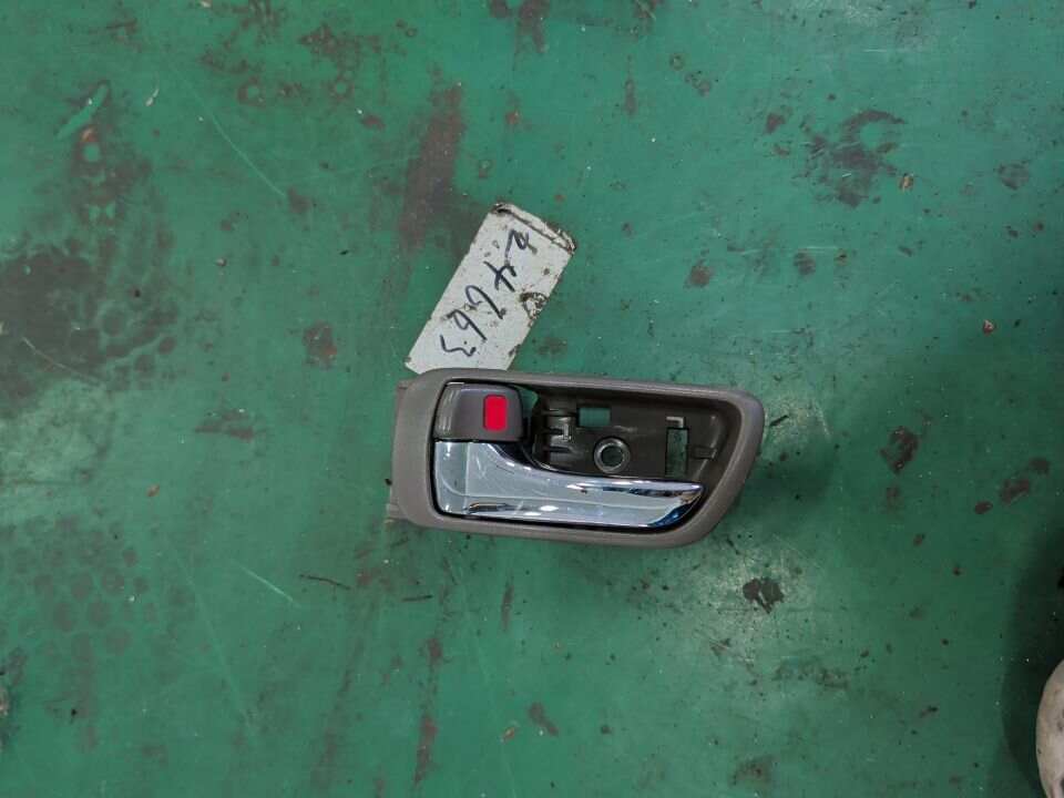 6920633040E0 后门内拉手（左）