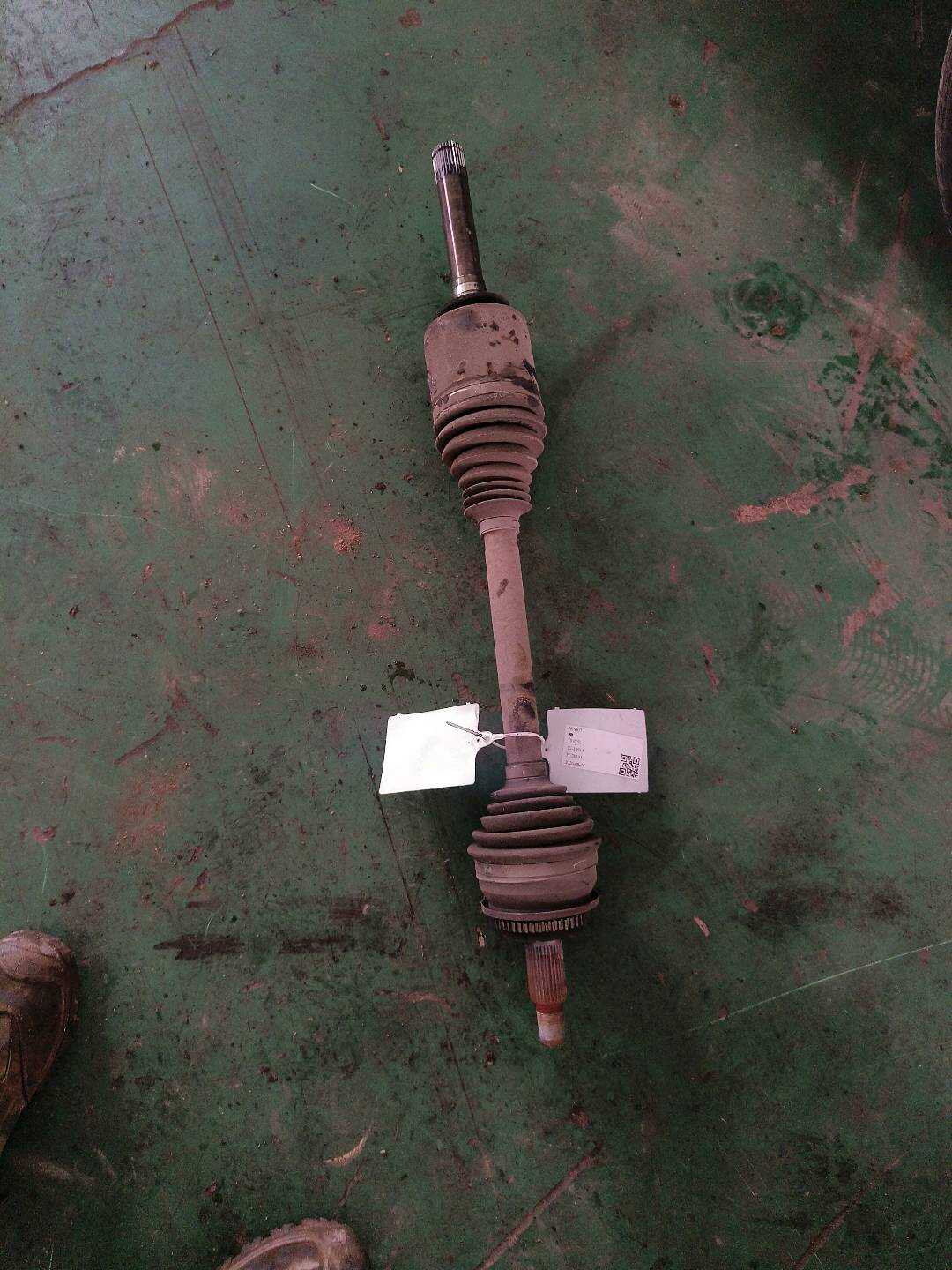 TOB500260 传动轴总成