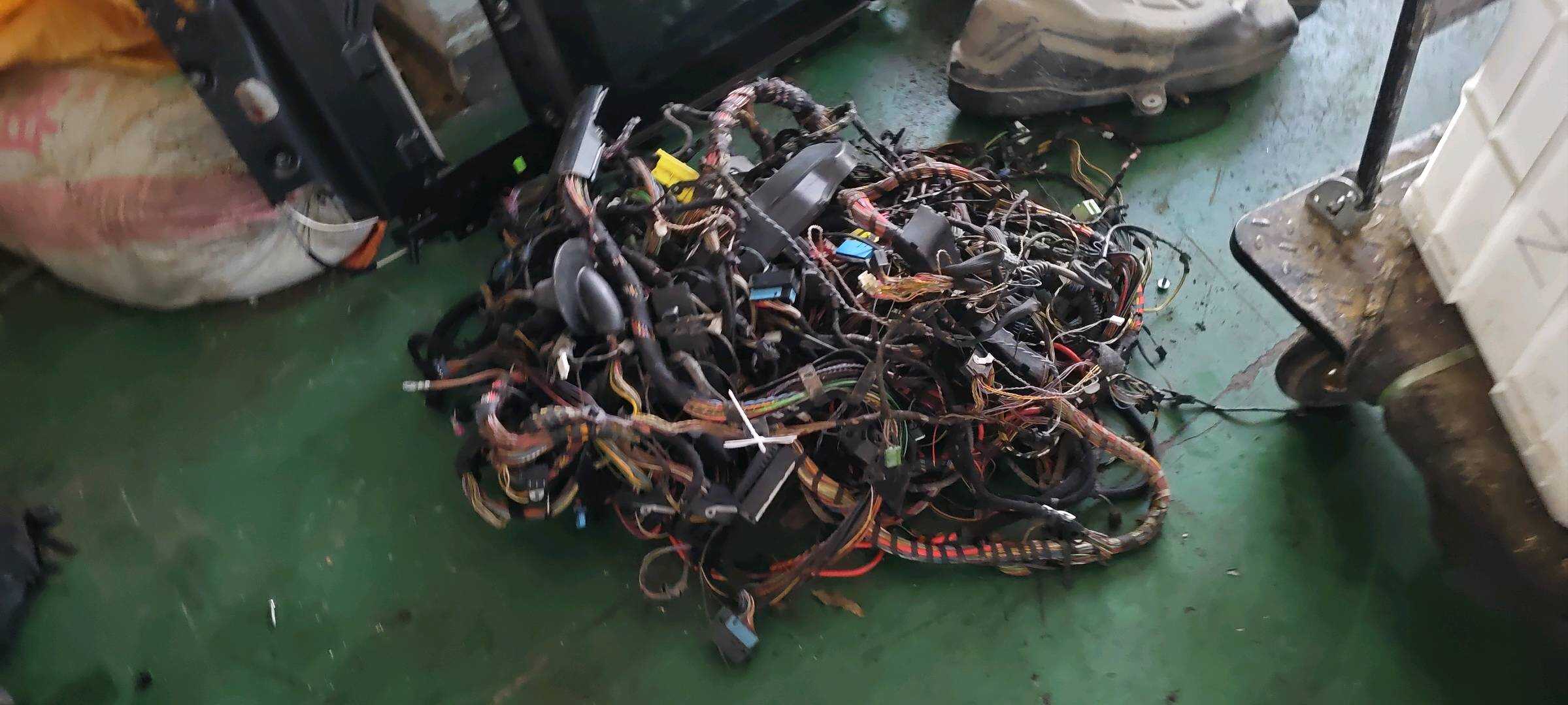 61112209991 车身线束
