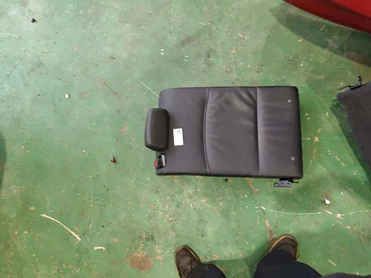 52207337116 Rear Seat Backrest, Right
