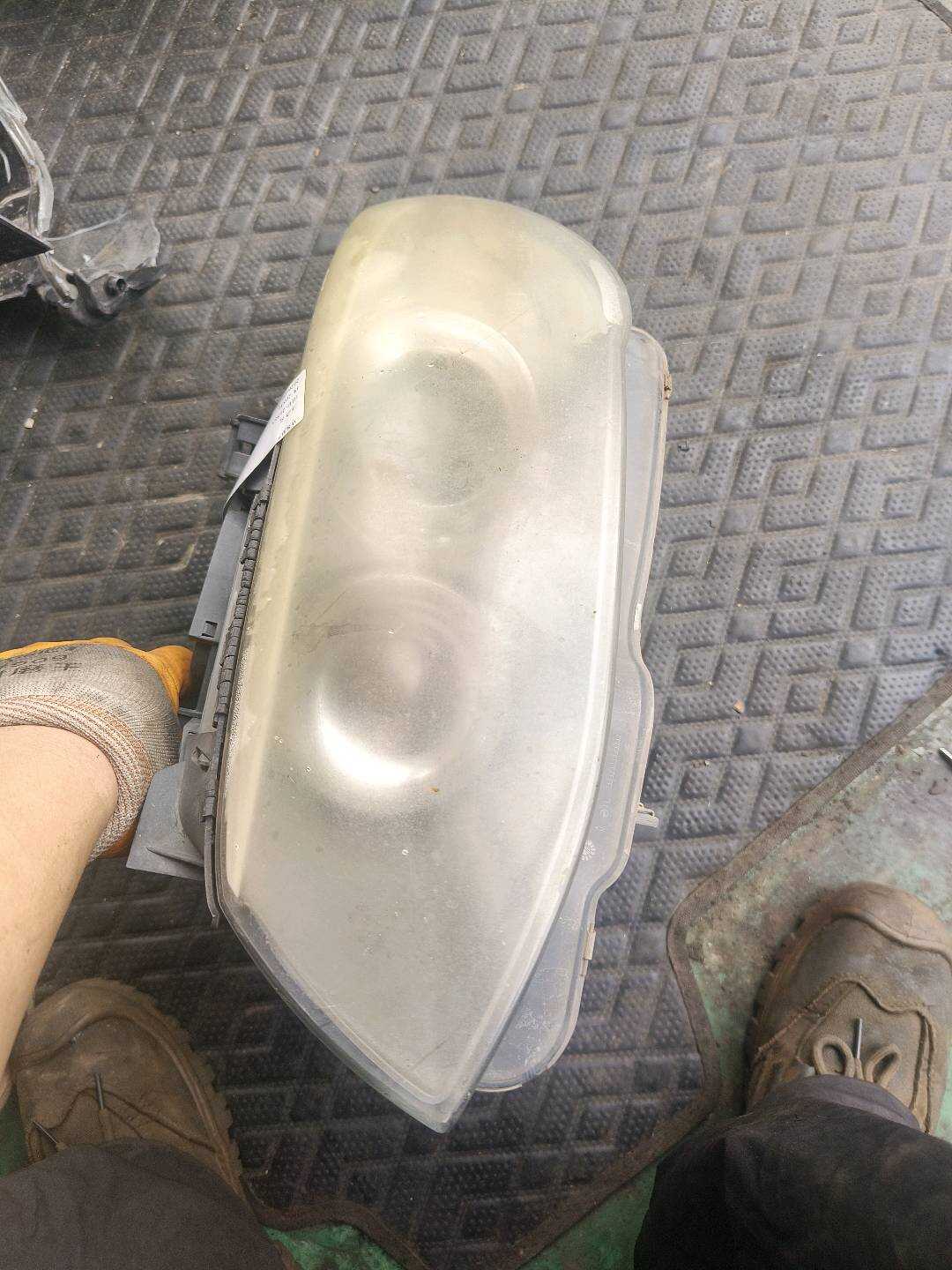 63117273199 前大灯半总成(左)