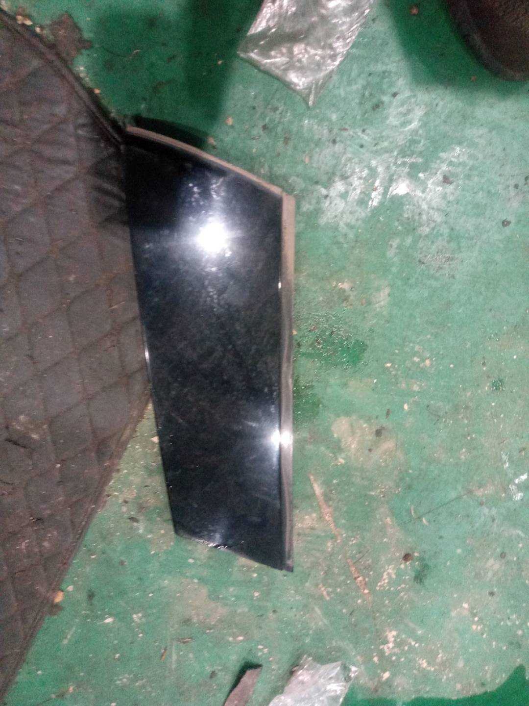 51137300013 C柱内衬(左上)