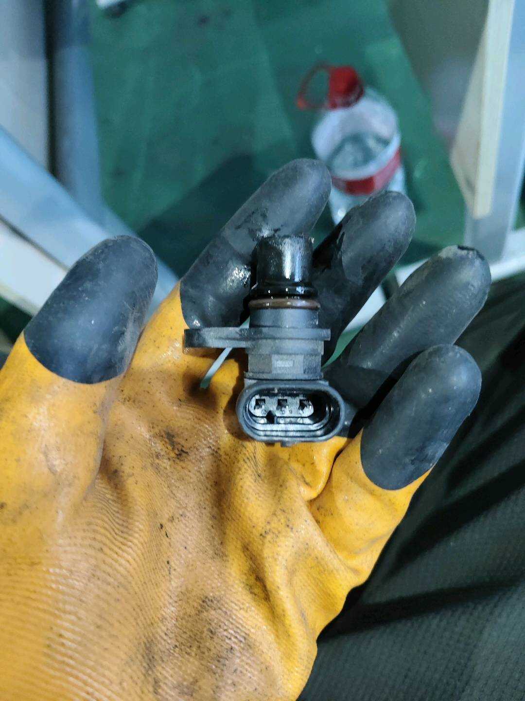B016610 Camshaft Position Sensor
