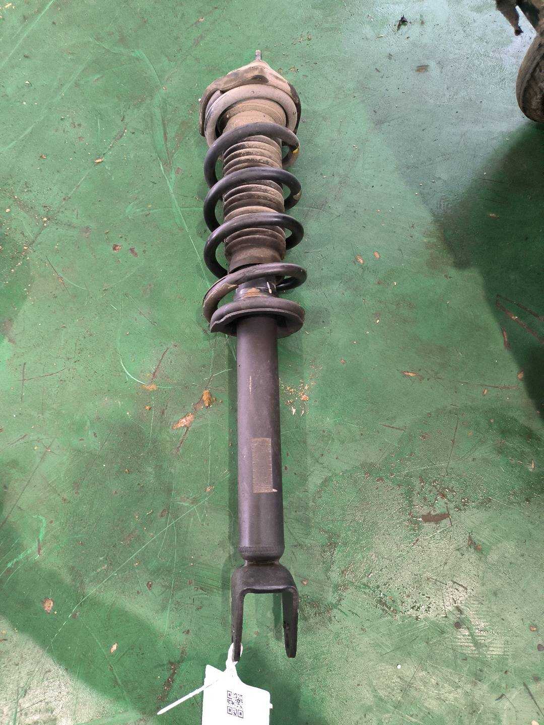 561102V71B 前减震器(右)