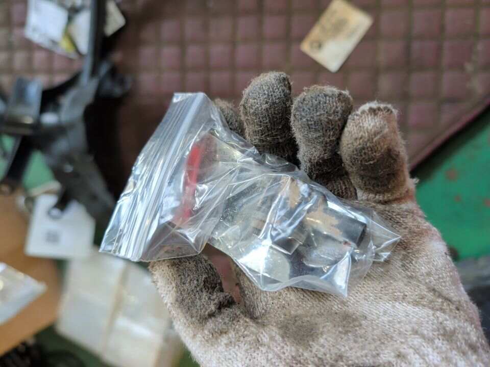 3C0919275SG2L 后保险杠电眼