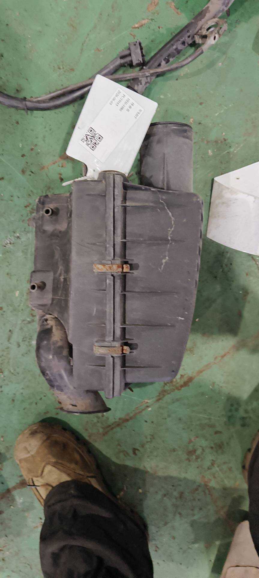 330133837 空气滤清器总成