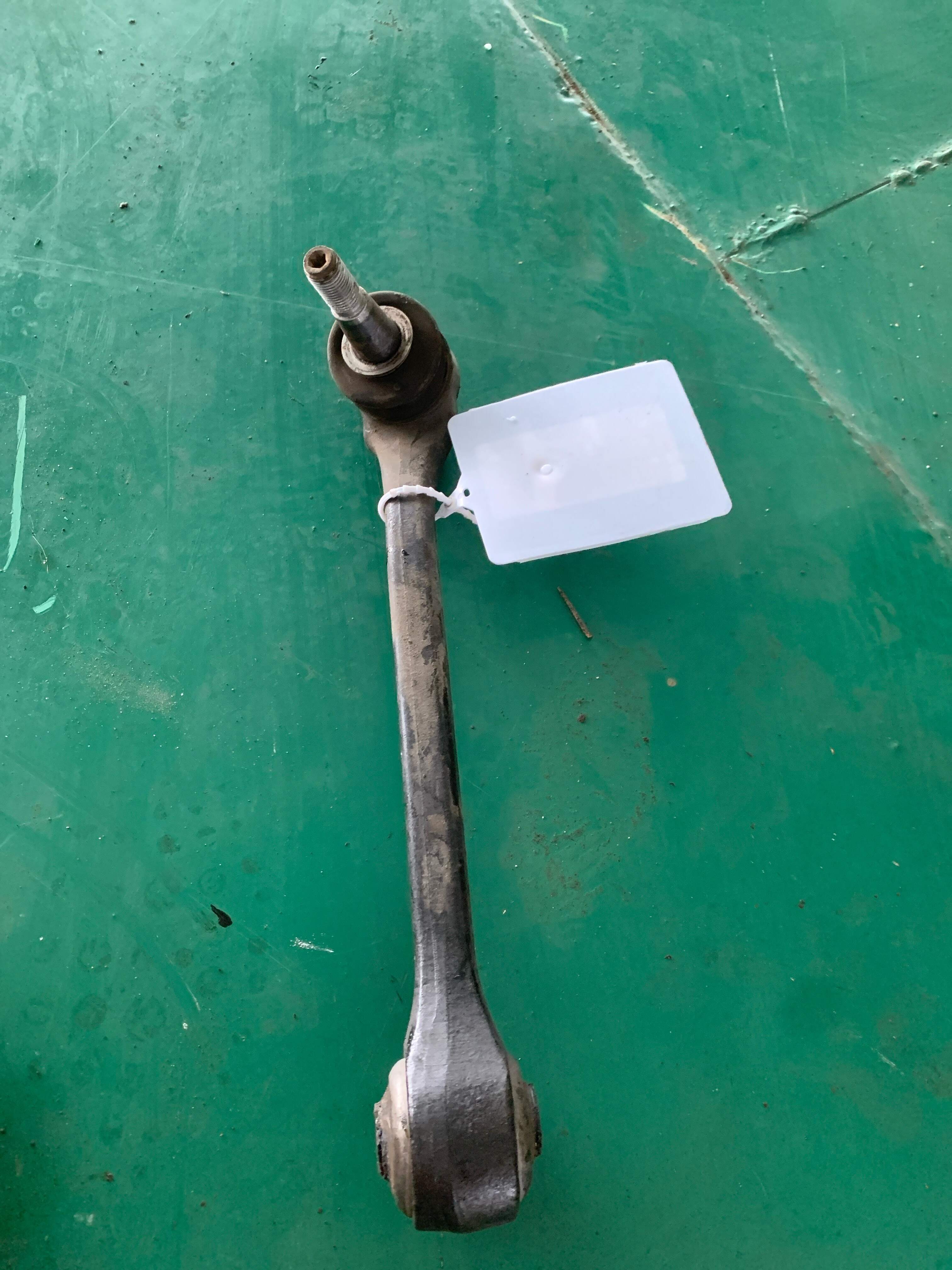 31122229521 Front Lower Control Arm (Left Straight)