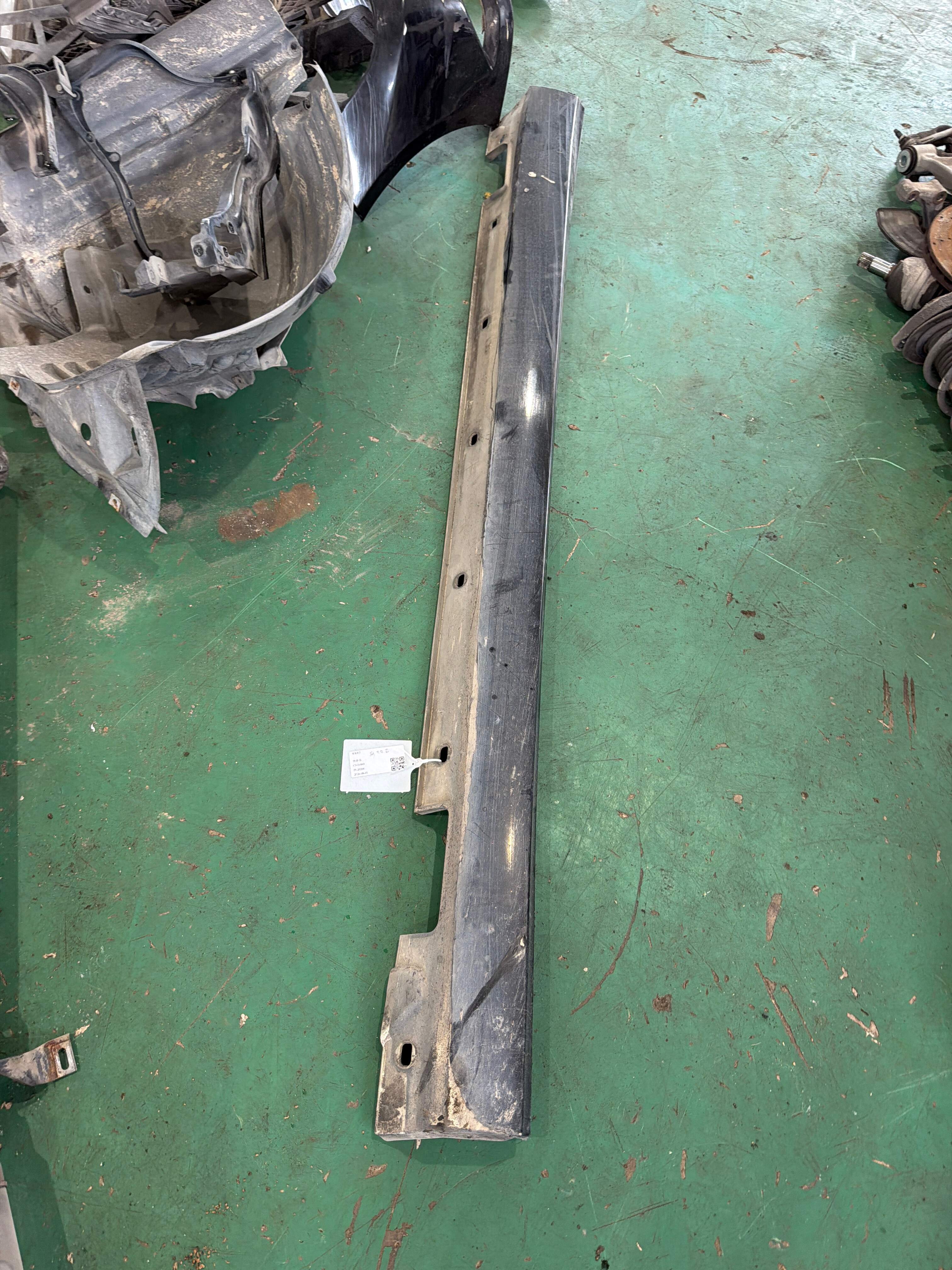 A2126980254 底大边(右)