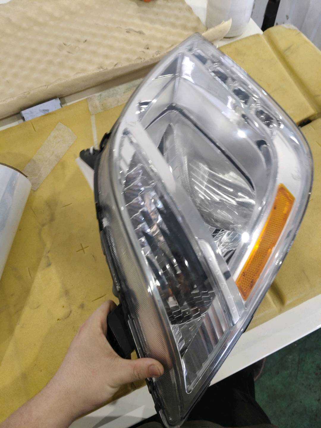 C00056655 Front Headlight Assembly, Left