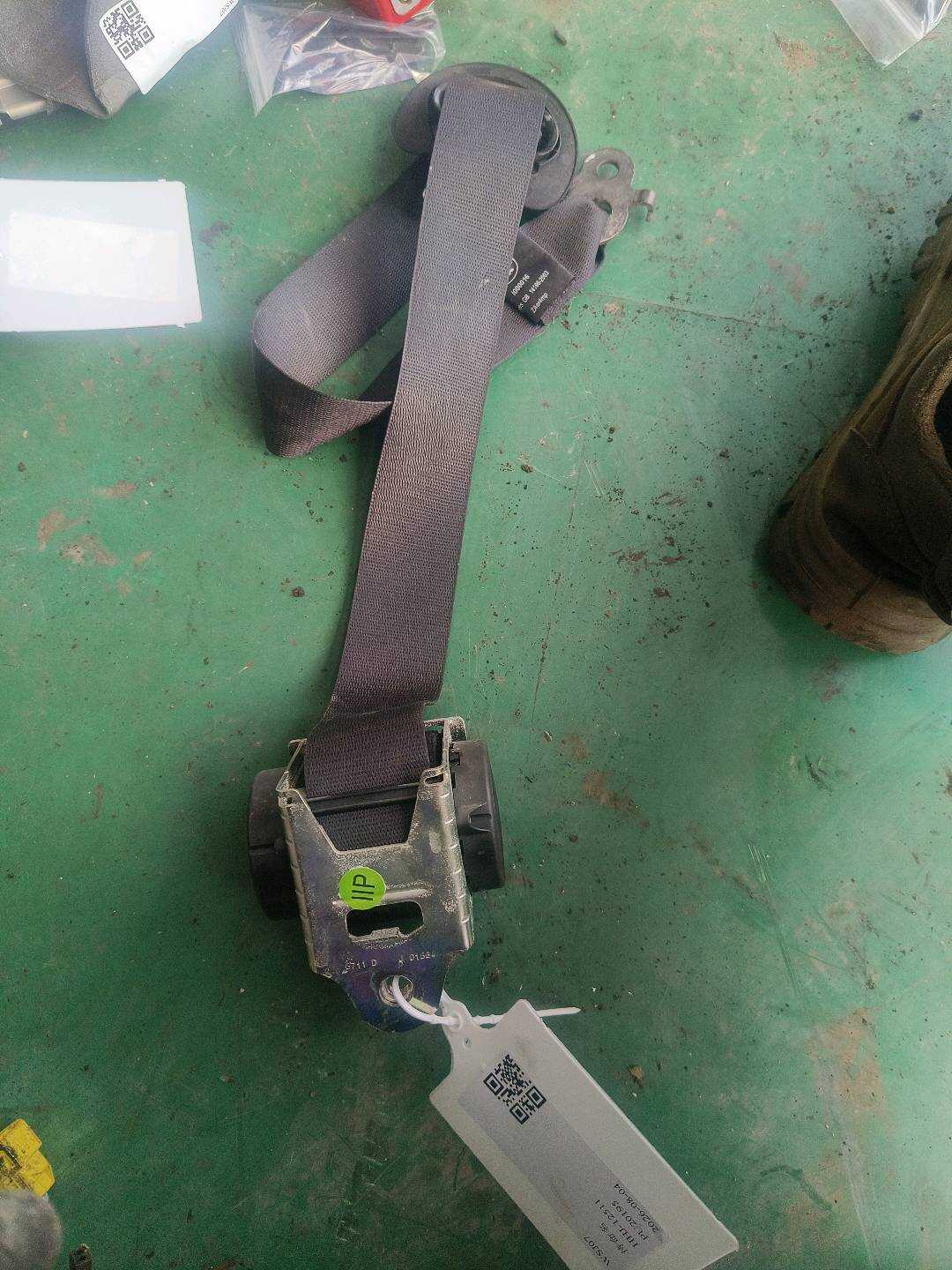 72117255440 副驾驶员座椅安全带