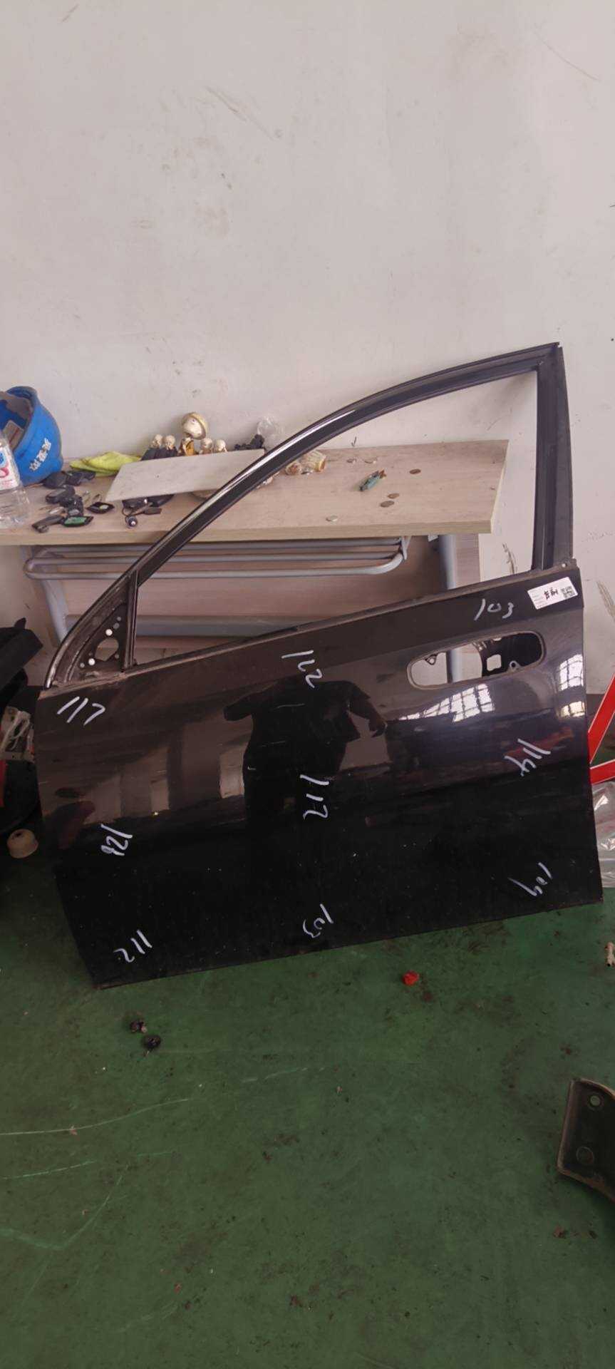 DY90765555 前门壳(左)