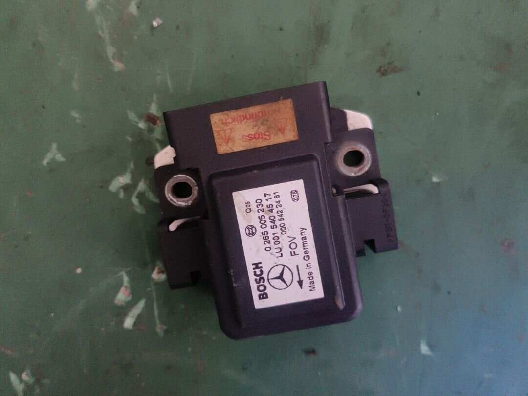 A0015404517 车速传感器
