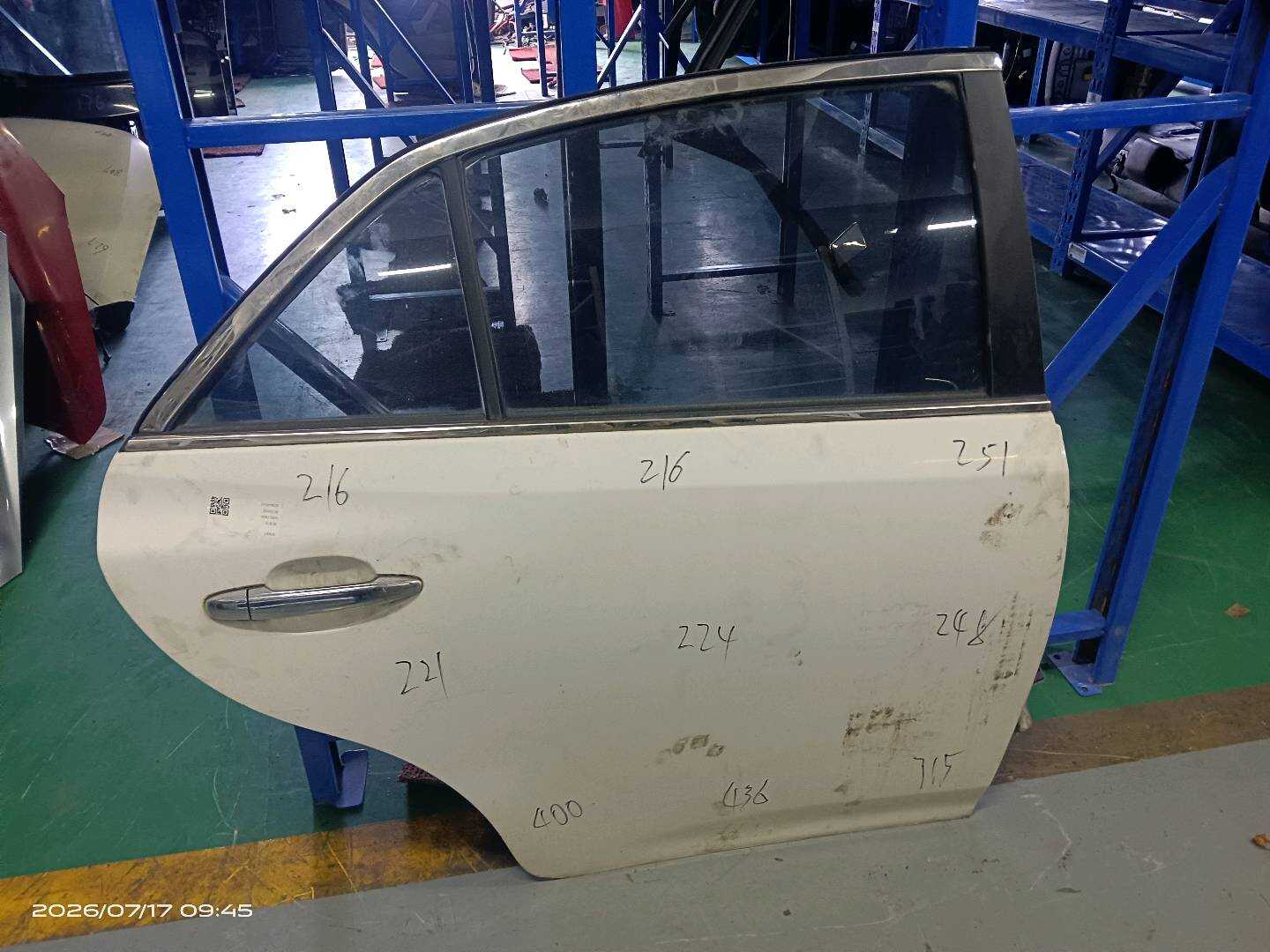 Z3006200020A01D27062 Rear Door Shell, Right