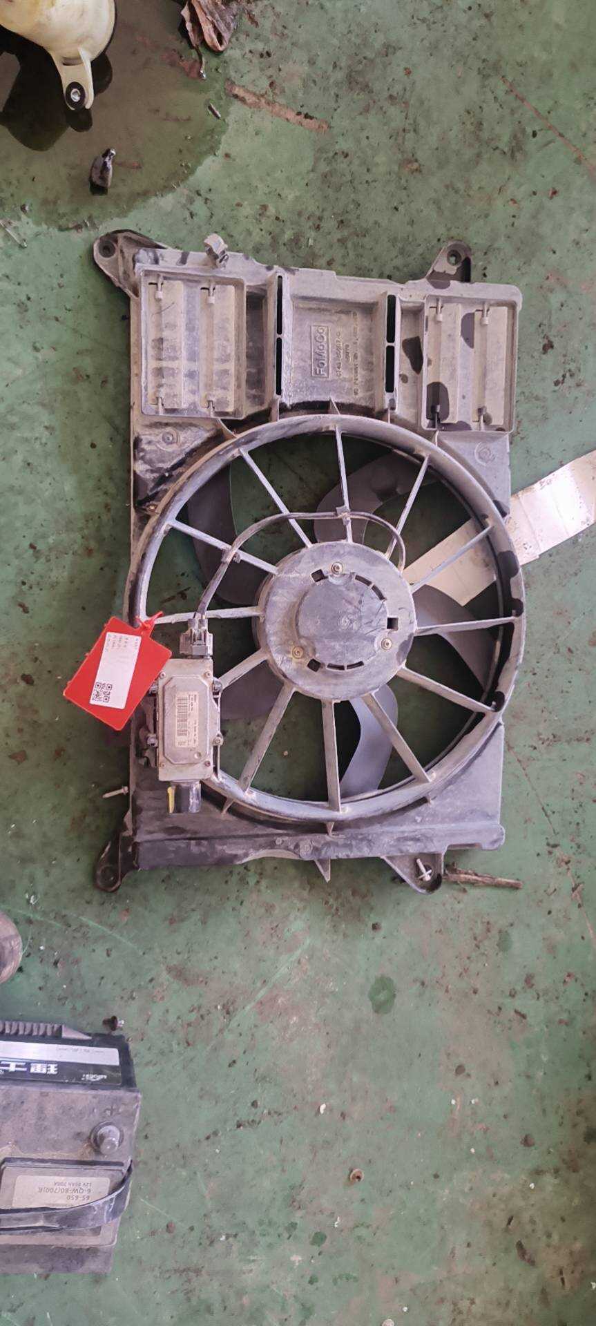 CT4Z8C607A 水箱电子扇总成