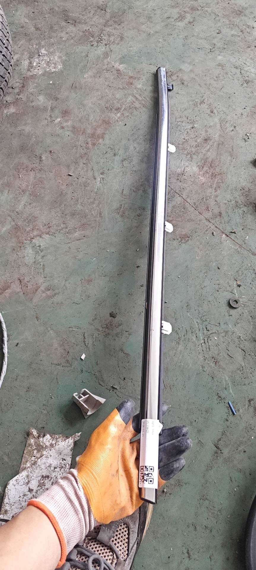 72950TW0H01 后门玻璃压条(左外)