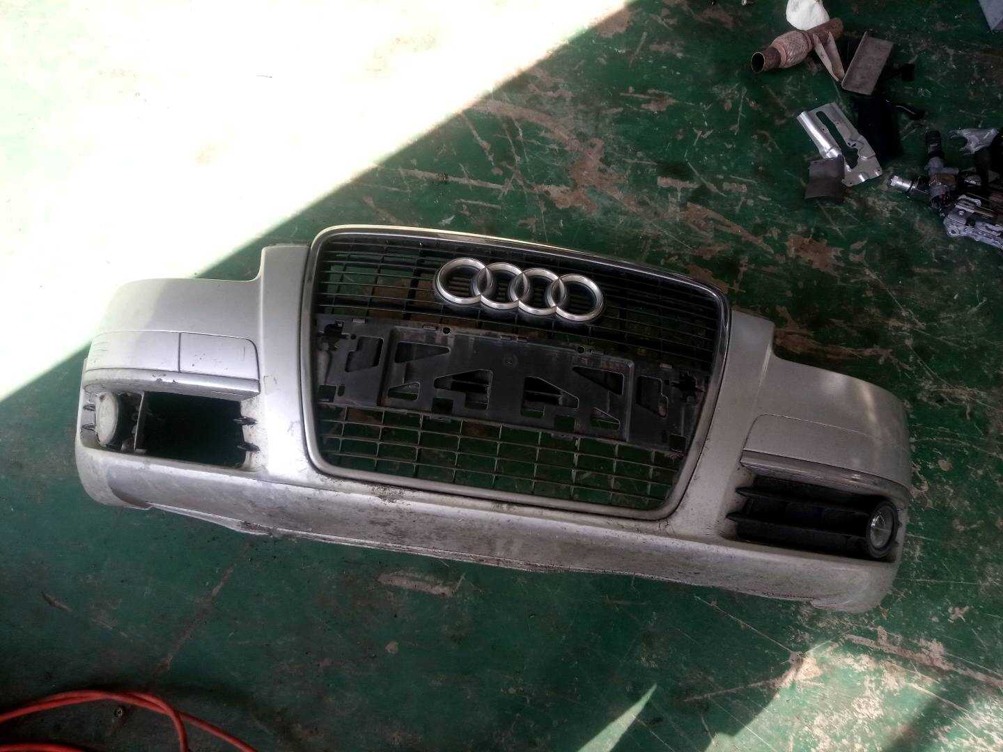 4F0807105 Front Bumper Cover