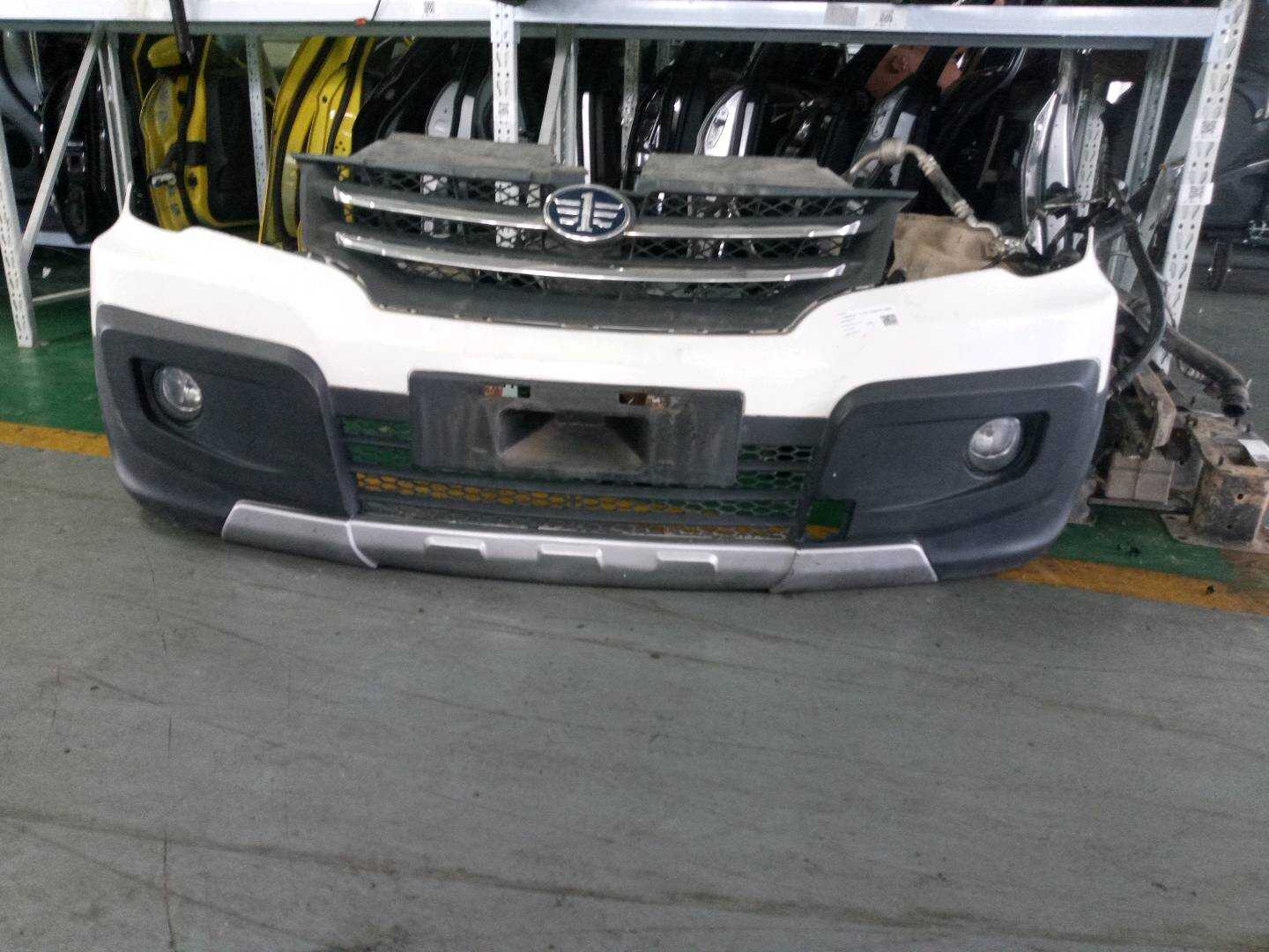 28030106V2SP Front Bumper Cover