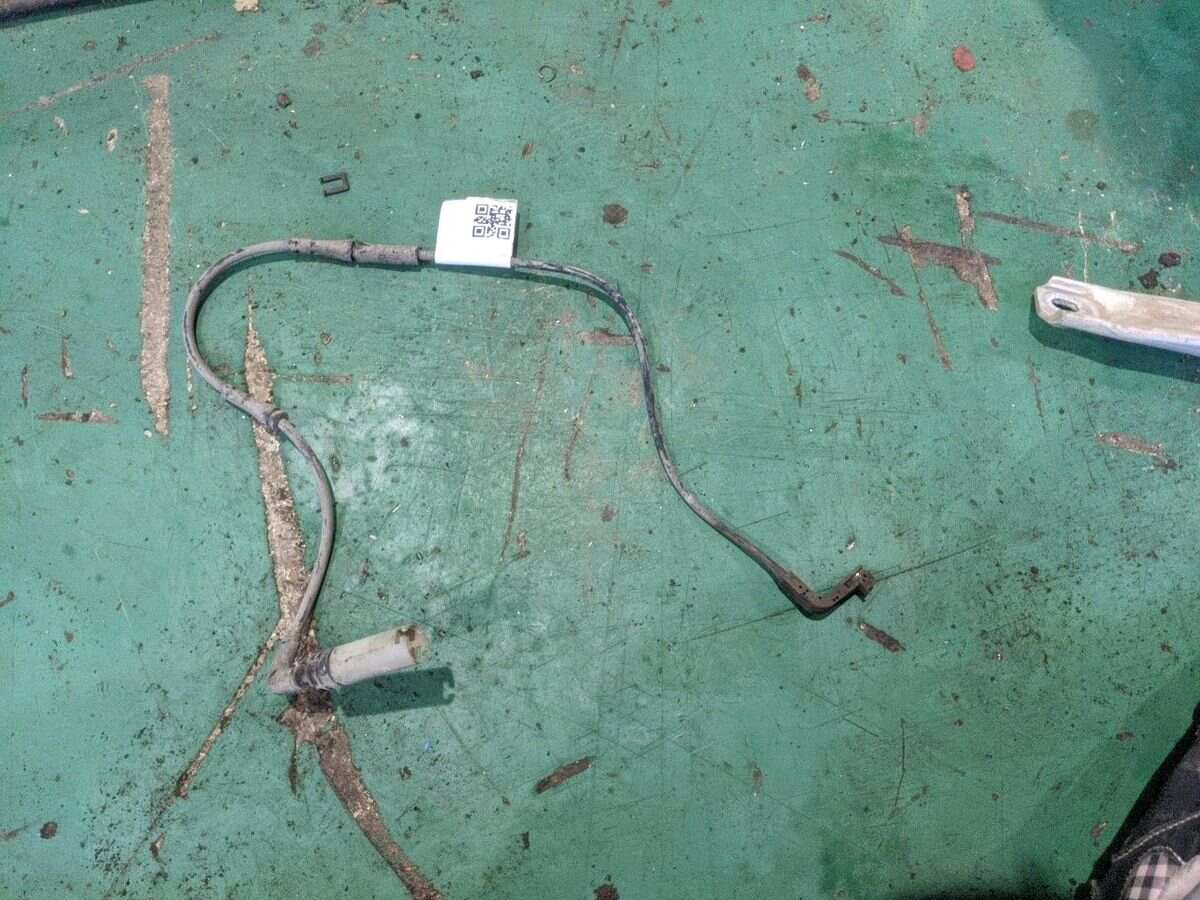 34356789493 后刹车感应线
