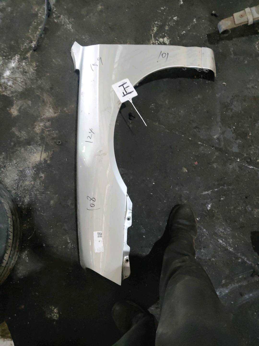 6631008BA0 前叶子板(左)