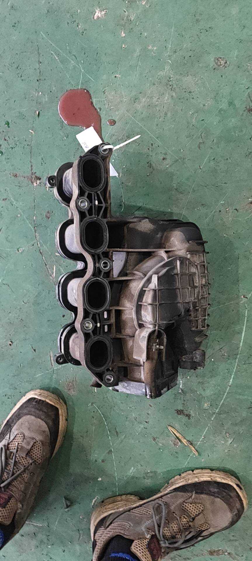 283112B500 进气歧管